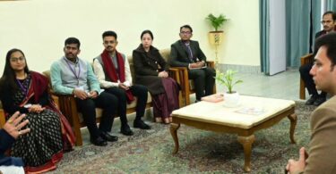 Lieutenant Governor interacts with IAS Officer Trainees of 2025 Batch