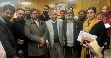 Issues of Kashmir Tourist Drivers to get swift resolution: Satish Sharma