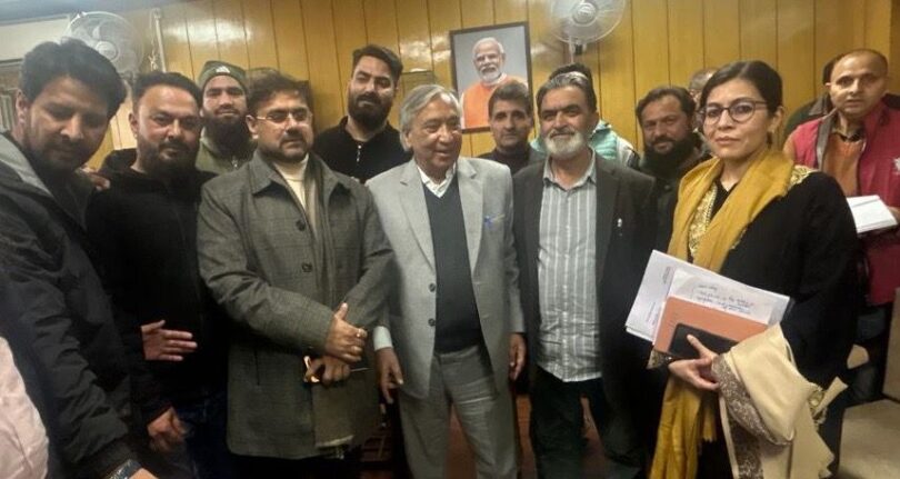Issues of Kashmir Tourist Drivers to get swift resolution: Satish Sharma